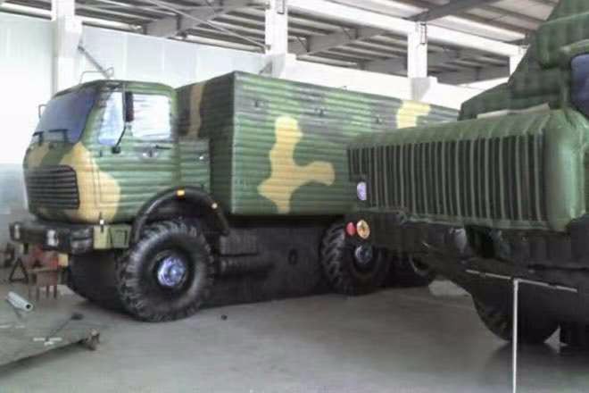 新华大型军事车